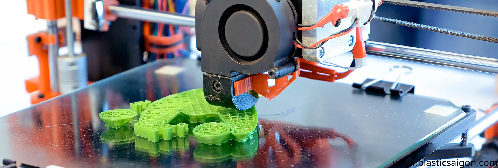 Cách tăng độ bền sản phẩm nhựa bằng công nghệ hiện đại www.plasticsaigon.com 9 1