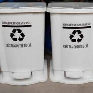 Thùng rác nhựa đạp chân 20 lít màu trắng Plasticsaigon - anh san pham