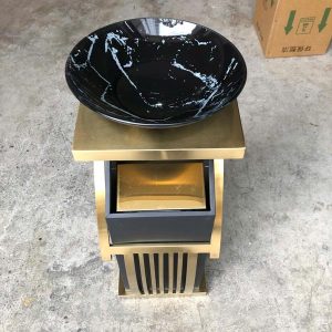 Thùng rác sảnh vàng có gạt tàn thủy tinh, thùng rác cao cấp Plasticsaigon - anh san pham