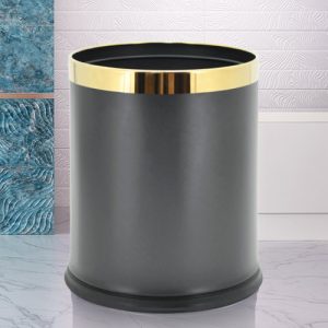 Thùng rác thép sơn đen viền inox mạ vàng 30L bền đẹp cho văn phòng - hình 1