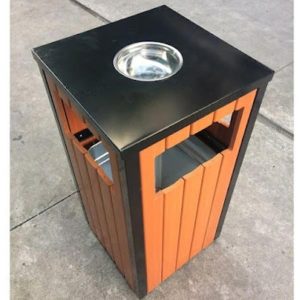 Thùng rác vuông giả gỗ ngoài trời 60L nhựa HDPE bền bỉ chống thời tiết - hình 1
