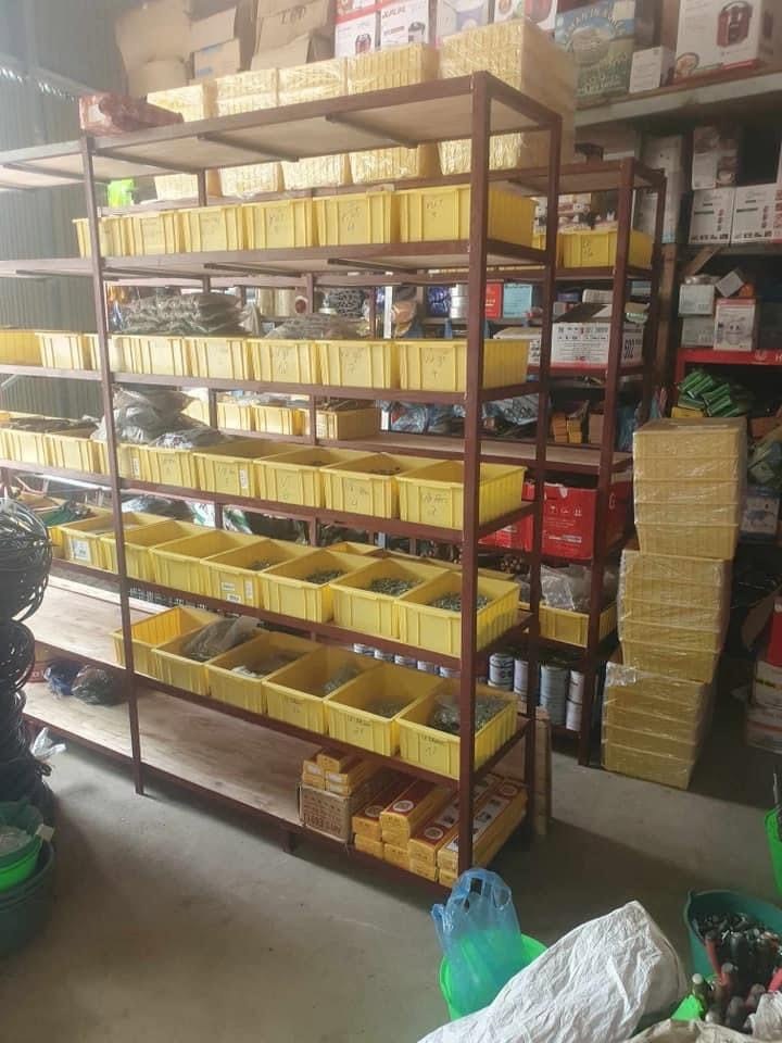 Pallet nhựa lõi thép cho kho tự động: Khi nào nên dùng hiệu quả?