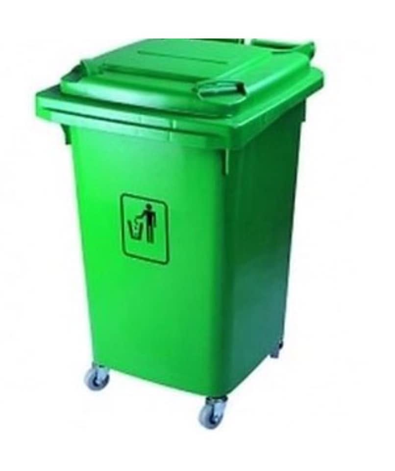 Thùng rác công cộng ngoài trời loại nào bền nhất? So sánh Nhựa – Composite – Inox