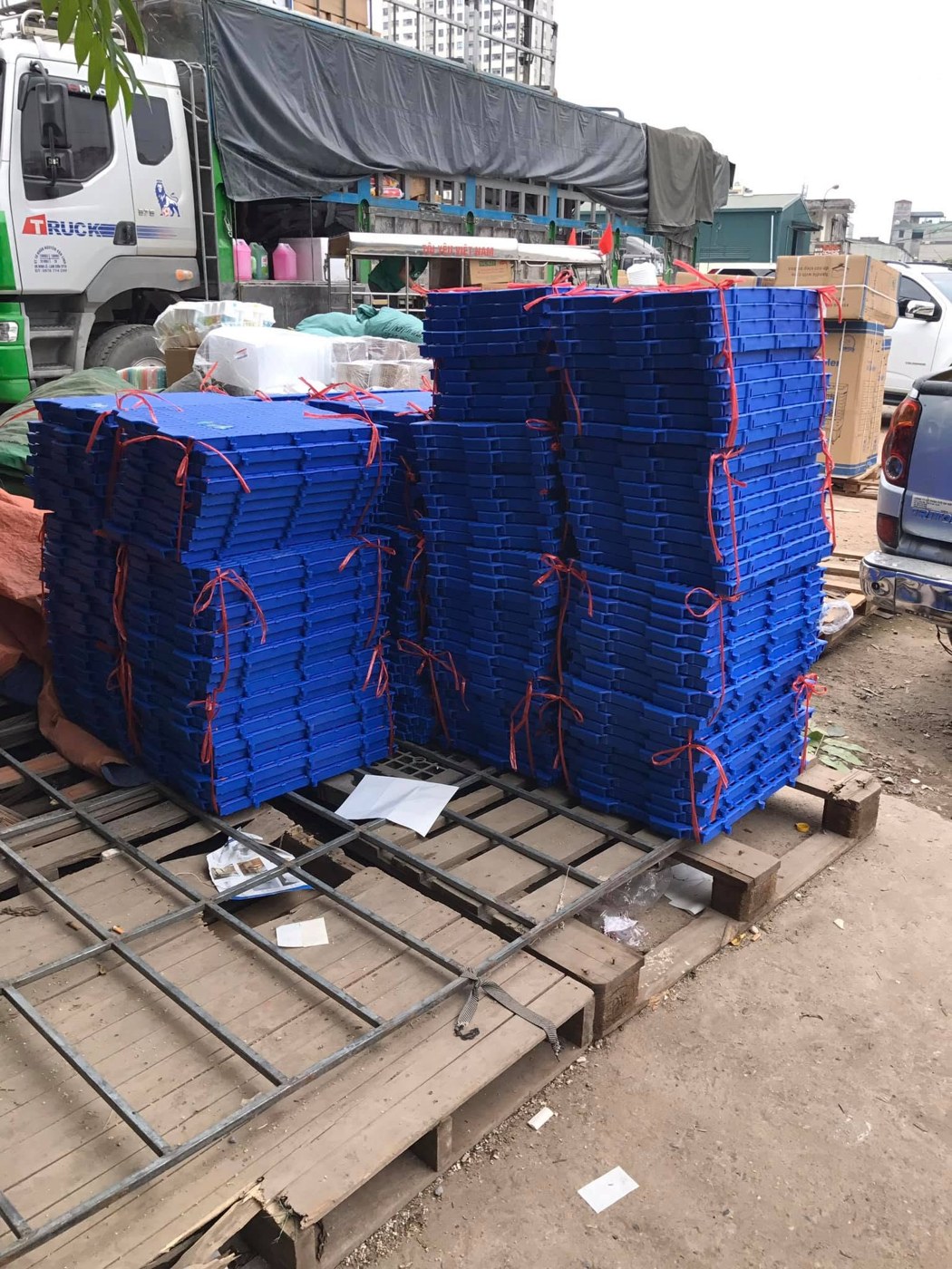 Nhựa Nguyên Sinh Và Tái Chế: Lựa Chọn Tốt Nhất Cho Sản Phẩm Của Bạn